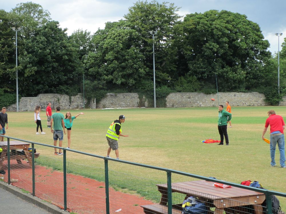 ��������