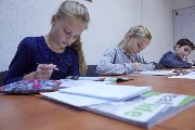 077-IkBy6F77Zk.jpg